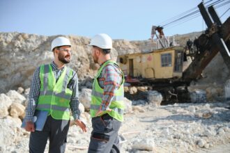 Minería y telecomunicaciones lideran compra de energía limpia