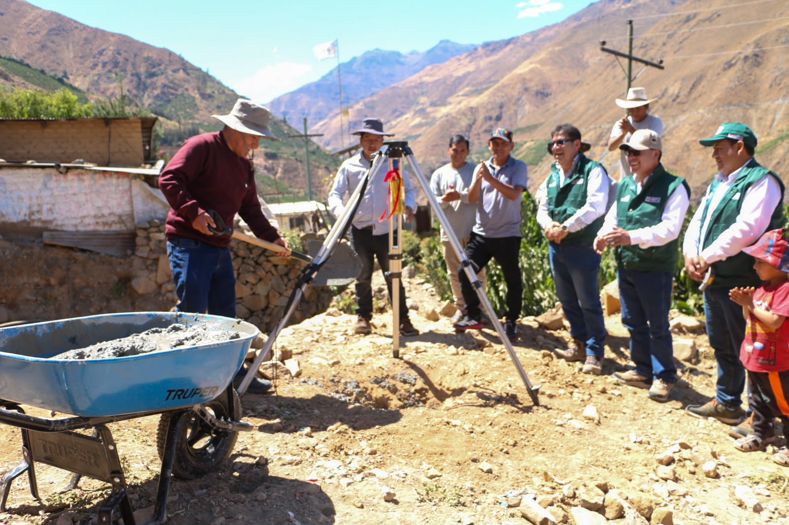 Midagri inicia obra de riego hídrico en Huaura