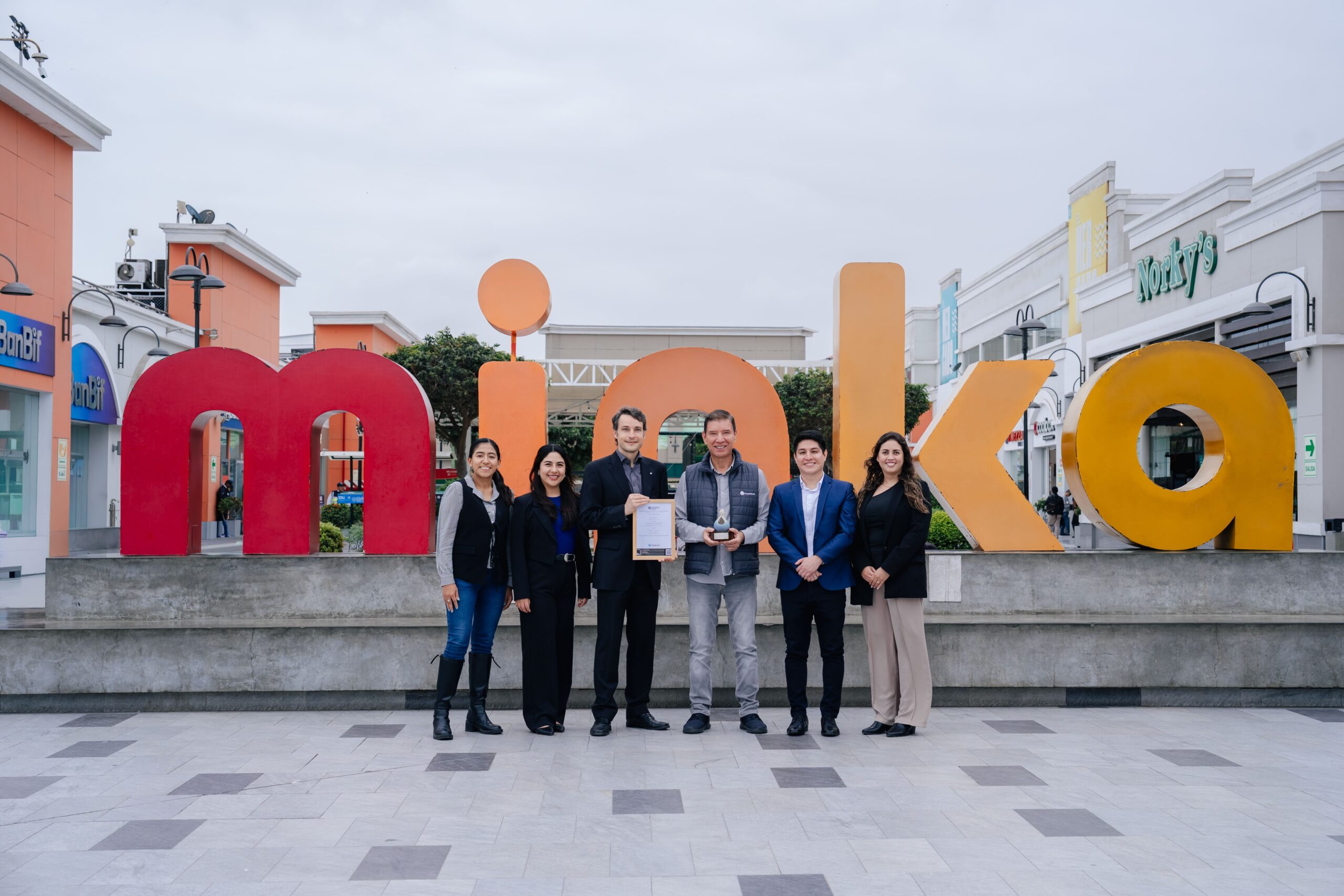 Parque Arauco certifica 56 GWh de energía renovable en Perú