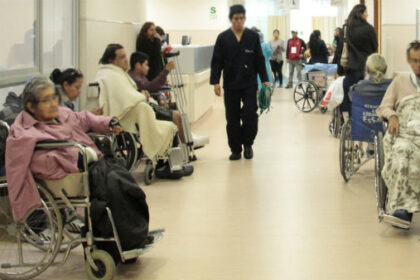 Perú busca cerrar brechas en su sistema de salud